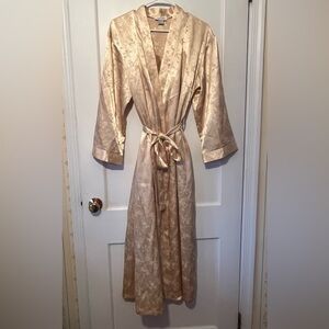 Jones New York Satin Robe & Chemise Set in Light Gold